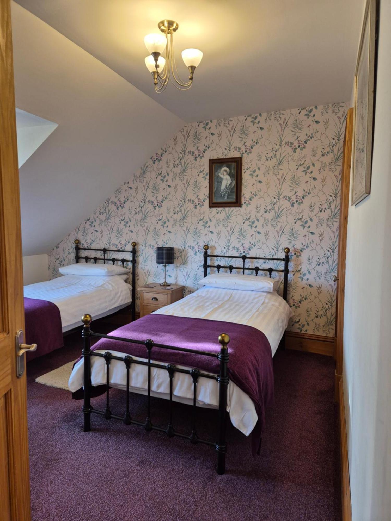 The Old Convent Holiday Apartments Fort Augustus Bagian luar foto