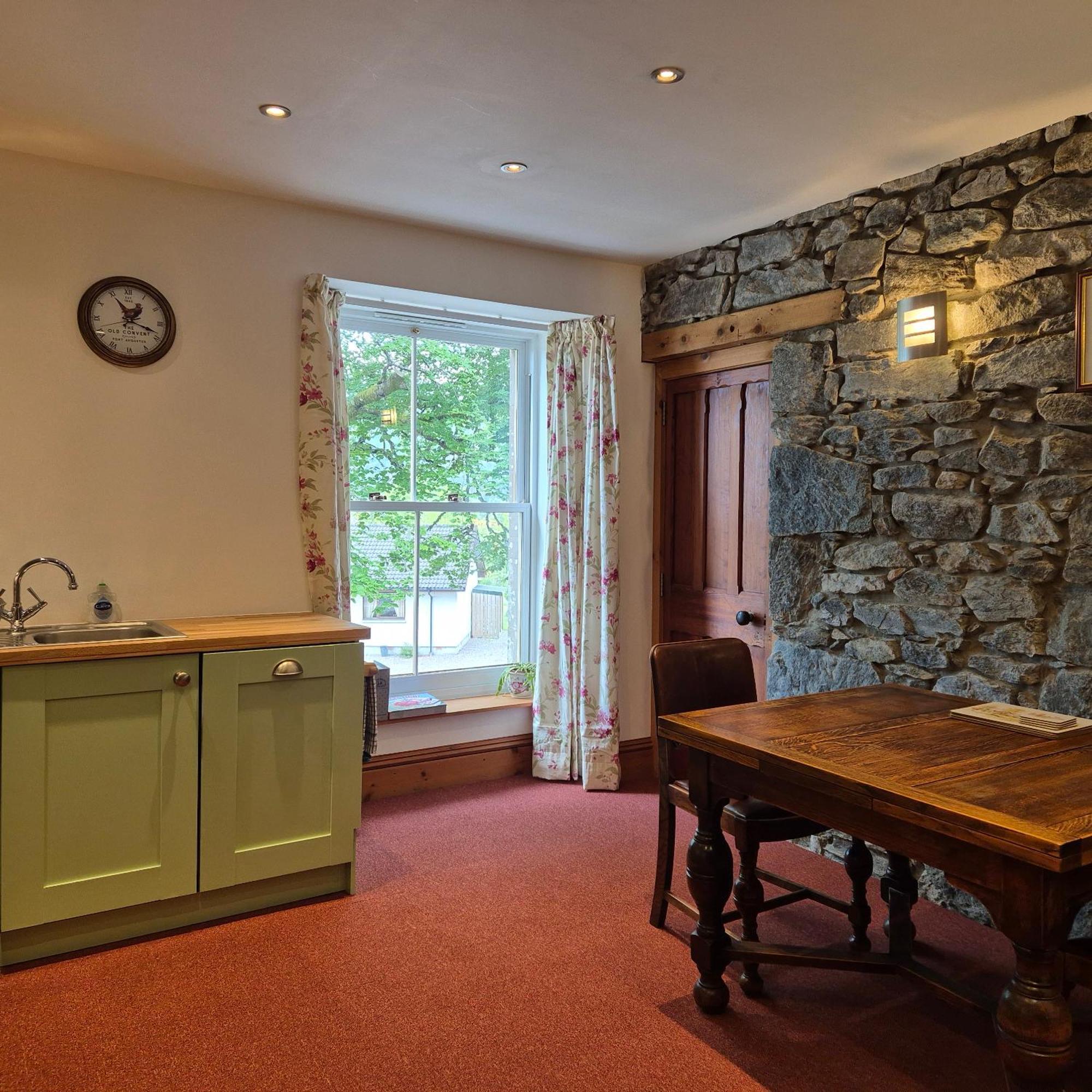 The Old Convent Holiday Apartments Fort Augustus Bagian luar foto